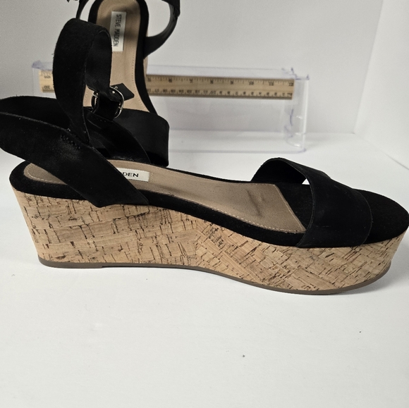 Steve Madden Black Sandals with Ankle Strap - Picture 2 of 4